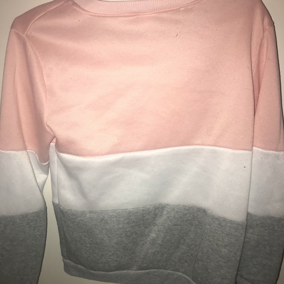 Sweater - Picture 4 of 4